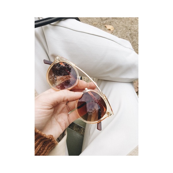 Meet your Posher, Alicia - Picture 1 of 1